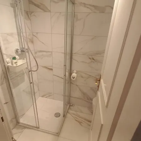 Duplex Panj Apartment *