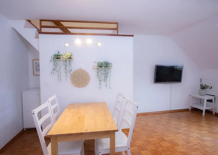 Duplex Panj شقة *